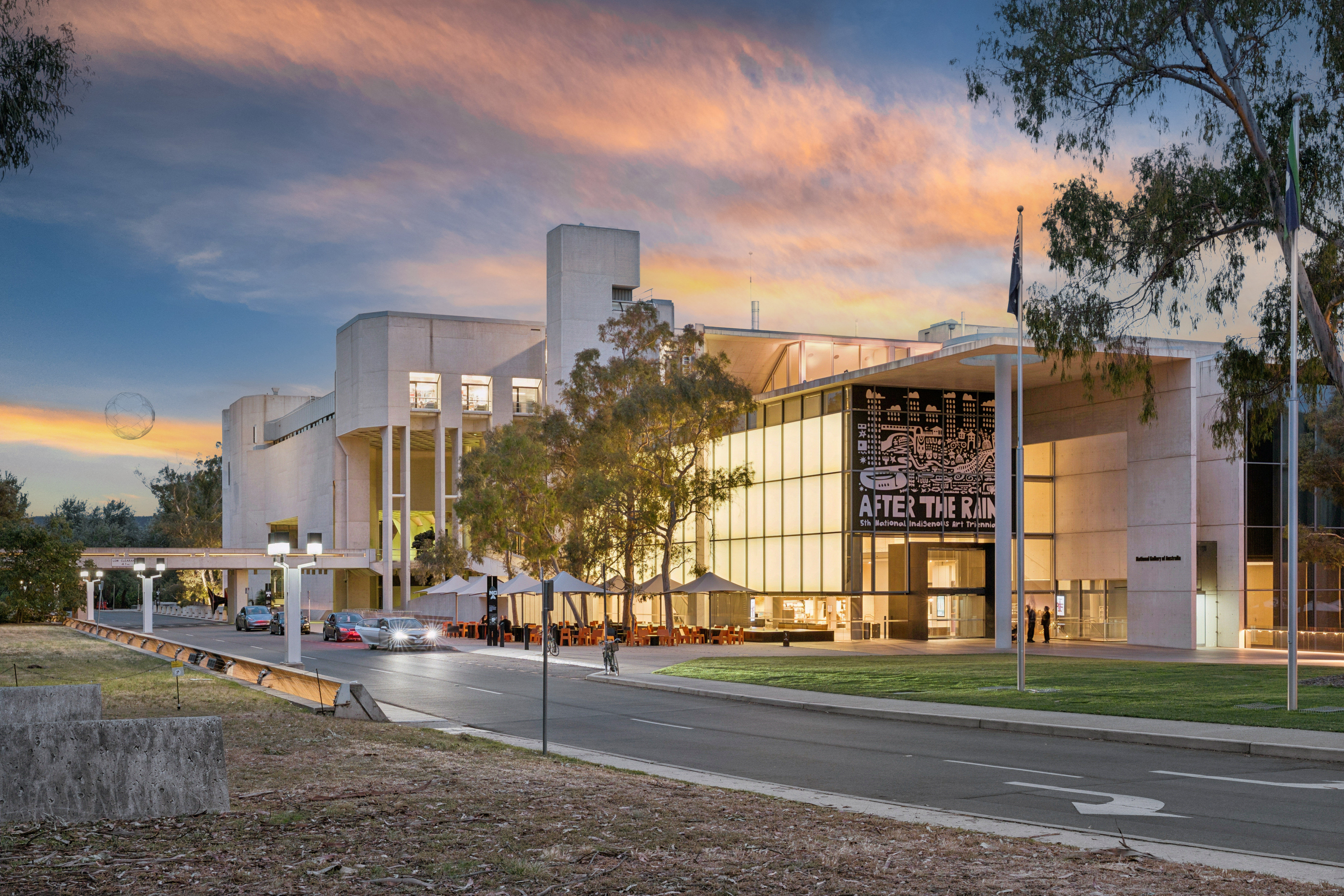 Ground floor retail and leasing space